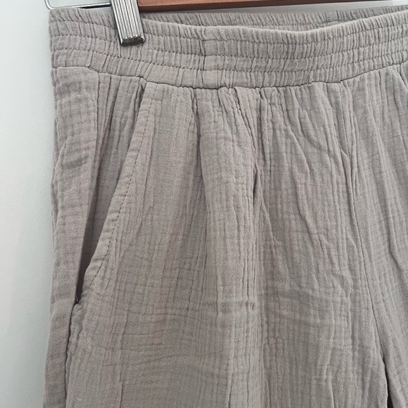 Women’s beige cotton pants size large - Picture 4 of 9